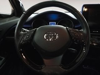 Toyota C-HR Hybrid Dynamic Plus