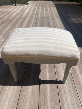 Banco Descalzador Beige y Gris