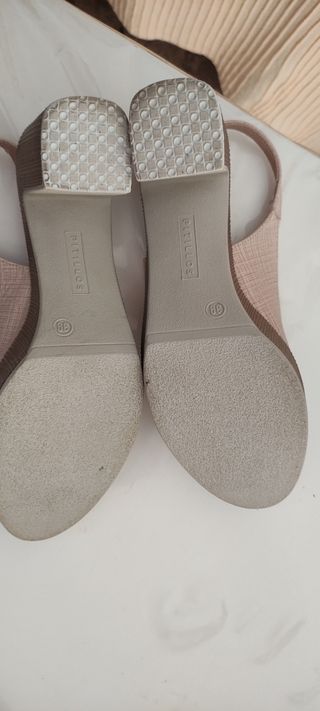 Sandalias Pitillos tacón oro rosa