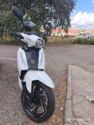 Peugeot Tweet 125cc 2024
