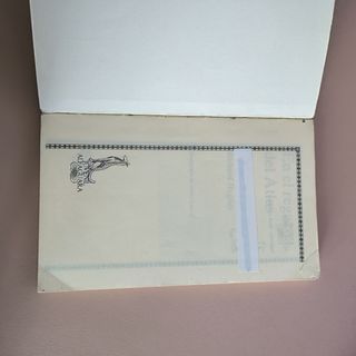 Libro En el regazo del Atlas