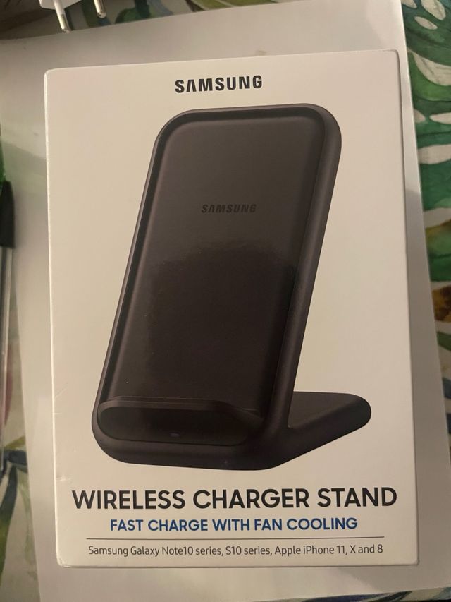 Cargador Inalámbrico Samsung Stand Fast Charge