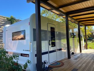 Caravana Adria Adora 673PK como nueva y con extras