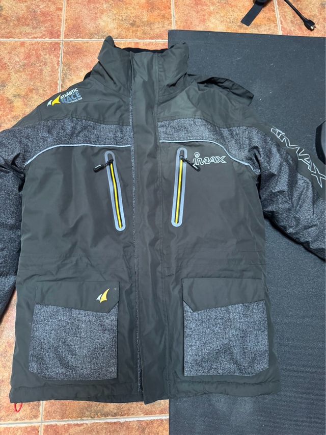 Chaqueta Imax Negra y Gris