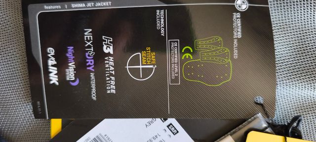 Chaqueta Moto SHIMA Talla M 
NUEVA CON ETIQUETAS