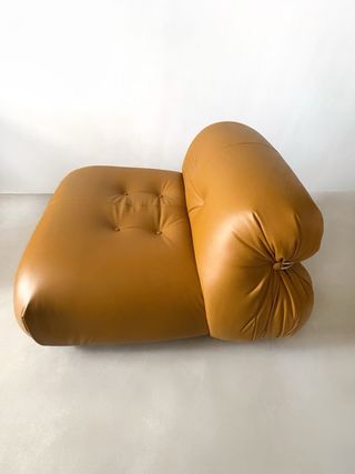 Sillón Soriana de Afra & Tobia Scarpa