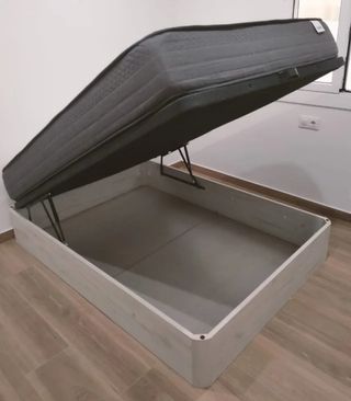 Canapés y colchones NUEVOS