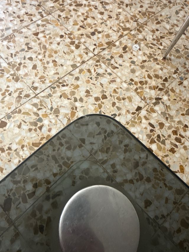 Tavolo in vetro e legno NEGOZIABILE