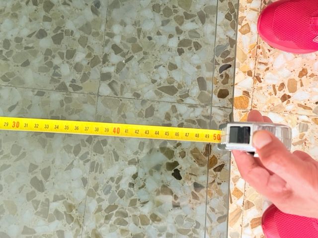 Tavolo in vetro e legno NEGOZIABILE