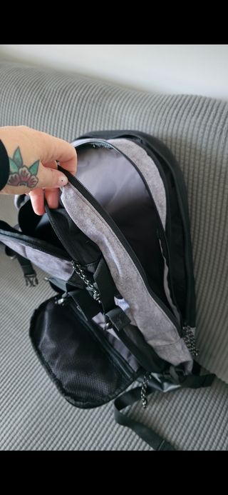 Mochila Wed'ze gris y negra ideal snowboard