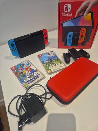 Nintendo Switch OLED - Incluye juegos y accesorios