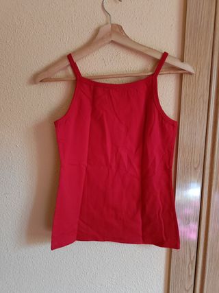 Camiseta de tirantes roja