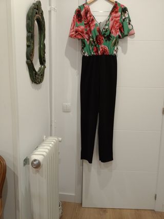 Mono flores verde y negro talla L