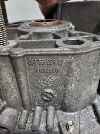 Caja de cambios Opel Astra 2011