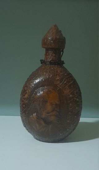 Porrón y Botella Cuero Años 70