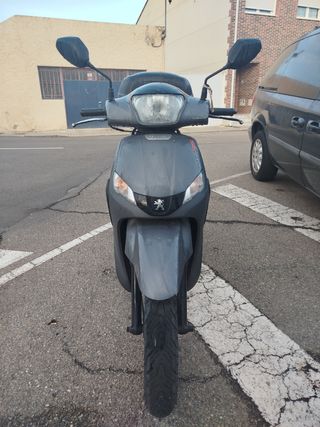 Moto Peugeot Tweet 125