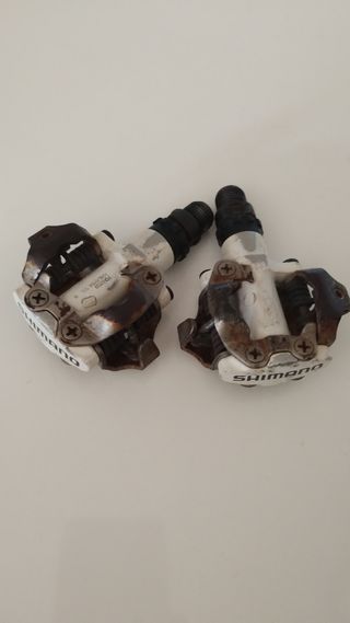 Pedales Shimano PD-M520 