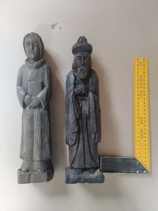 Figuras talladas madera olivo