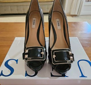 Zapatos Guess Negros Tacón Alto Hebilla