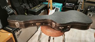 Estuche Stagg para Guitarra (Strato/Tele)