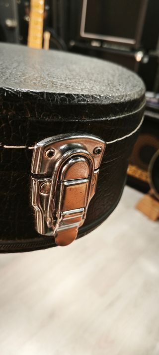 Estuche Stagg para Guitarra (Strato/Tele)