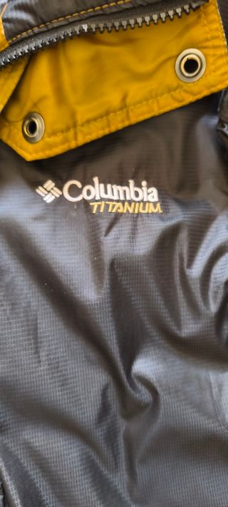 Chaqueta Columbia Titanium Negra