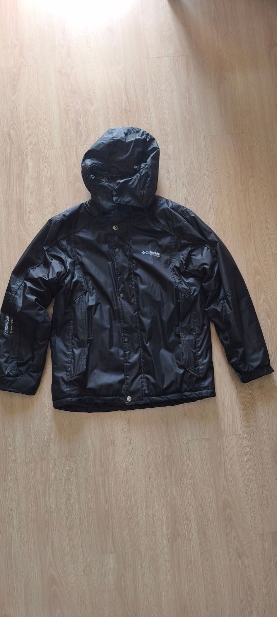 Chaqueta Columbia Titanium Negra