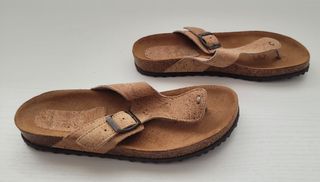 Sandalias de verano sin estrenar