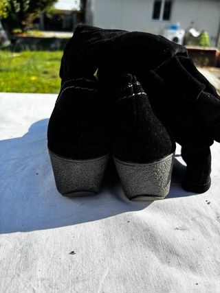 Stivali scamosciati neri tacco 5cm Tg 37