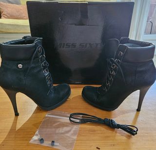 Botas de tacón Miss Sixty negras talla 36