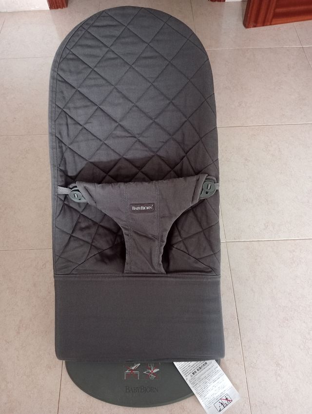 Hamaca Babybjorn Bliss color antracita 