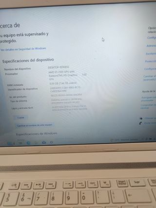 Portátil Toshiba AMD E1 Blanco