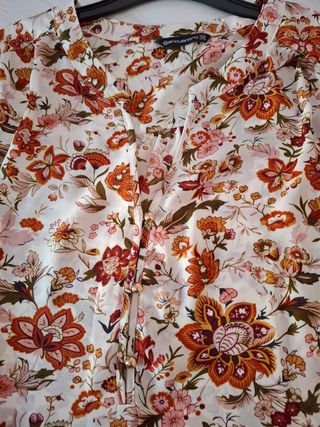 Blusa Encuentro Estampada Flores Talla M