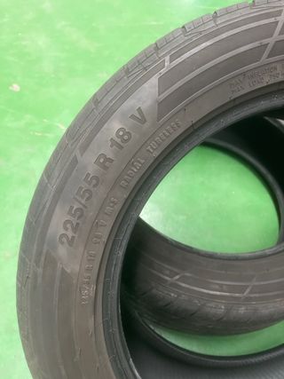 Pareja Neumáticos Continental 225/55 R 18