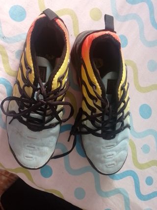 Nike Air Vapormax Naranja y Turquesa