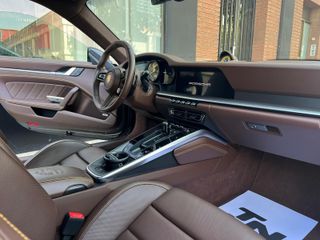 PORSCHE 911 Turbo S