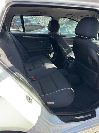 BMW 520 D TOURING BI-XENON 2015 190 CVS 