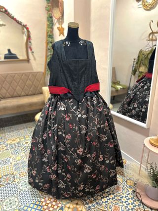 Traje Fallera Huertana Negro COMO NUEVO