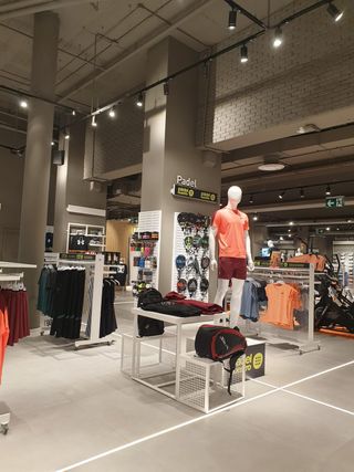 Mobiliario completo tienda