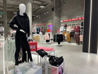 Mobiliario completo tienda