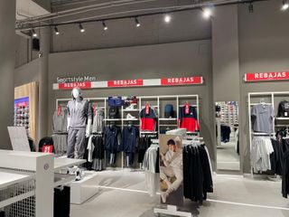 Mobiliario completo tienda