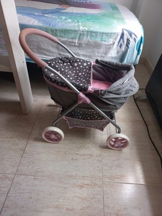 Cochecito de muñecas Arias