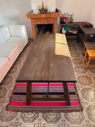 Mesa rústica de madera maciza y 10 sillas a juego