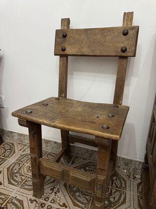 Mesa rústica de madera maciza y 10 sillas a juego