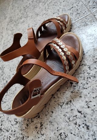 Sandalias Mustang