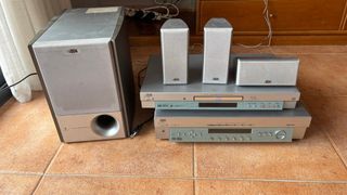 Home Cinema JVC + Reproductor DVD
