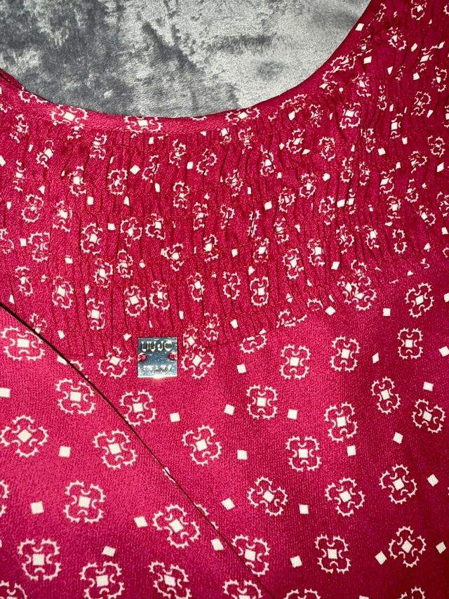 Vestito Liu Jo con elastico fiocco dietro.