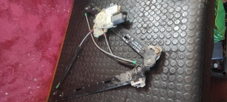 Elevalunas delantero izquierdo 6925963-1 (AG) Bmw