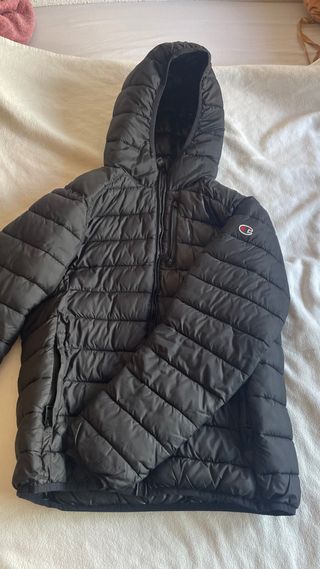 NO COMPRAR,OFRECER PRECIO Chaquetón Champion Negro
