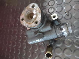 Bomba dirección 1H0422155D Volkswagen Golf III (1